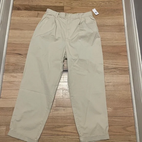 GAP Women's Khaki Ankle Pants 10 - Picture 5 of 6